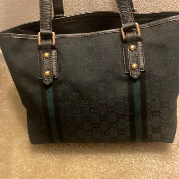 Black and green  Gucci purse​​ - Picture 8 of 15